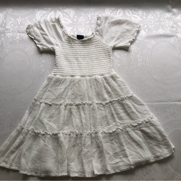 Art Class White Flare Dress Girls Size S(6-6X) Short Sleeves Elastic Knee/High - Picture 1 of 16